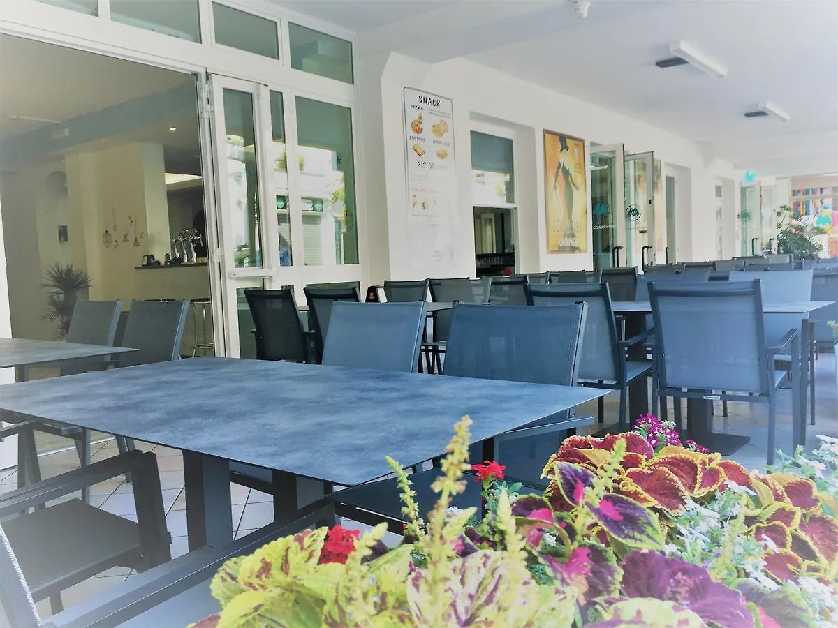 Hotel Al Mare Lido di Jesolo Italy