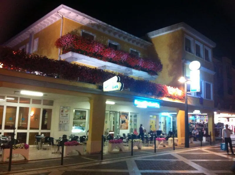 ***  Hotel Al Mare Lido di Jesolo Italia