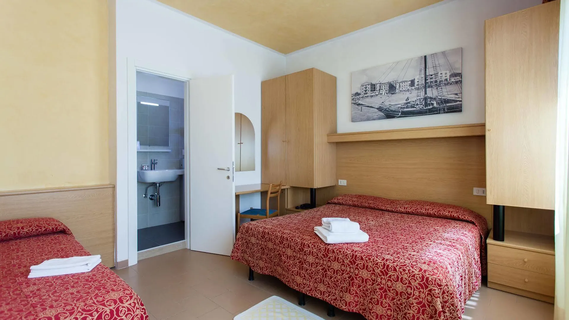 ***  Hotel Al Mare Lido di Jesolo Italy